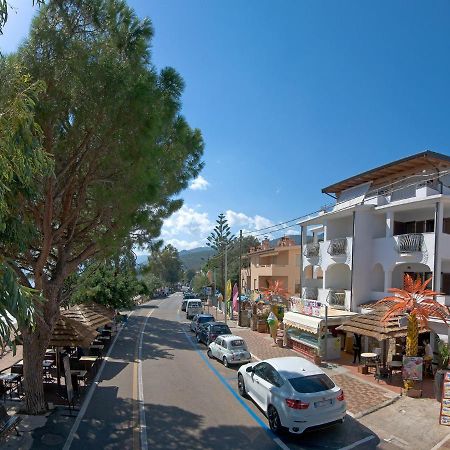 Guest House Dolce Vita Cala Gonone Exterior photo